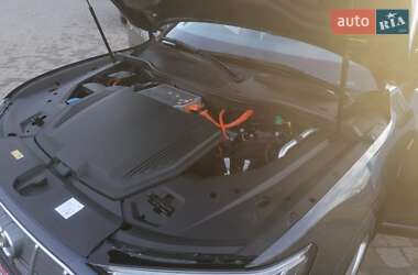 Внедорожник / Кроссовер Audi e-tron 2019 в 