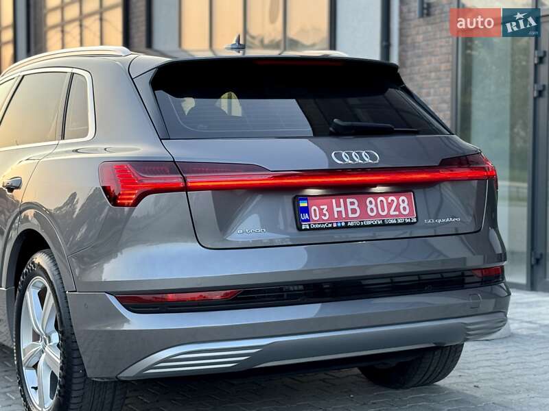 Внедорожник / Кроссовер Audi e-tron 2020 в Тернополе