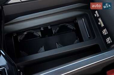 Позашляховик / Кросовер Audi e-tron 2020 в 