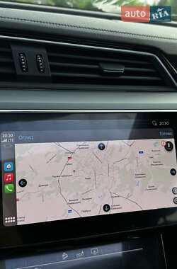 Внедорожник / Кроссовер Audi e-tron 2020 в 