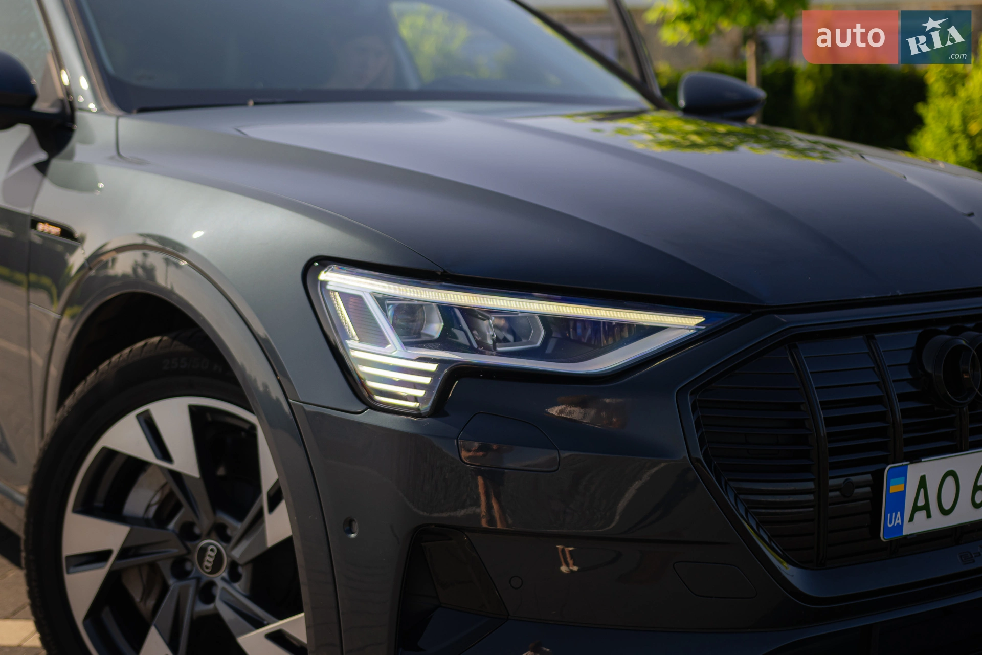2020 Audi e-tron - мініатюра 18