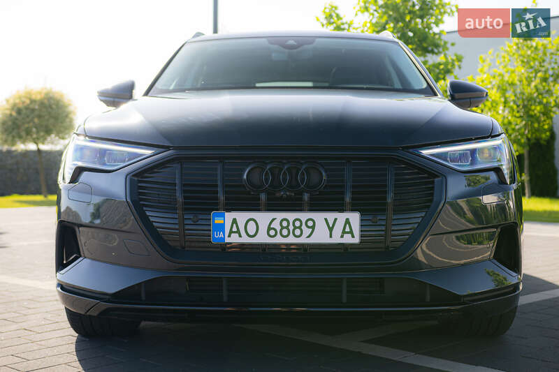Внедорожник / Кроссовер Audi e-tron 2020 в Ужгороде