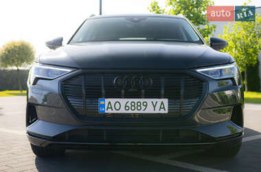 Внедорожник / Кроссовер Audi e-tron 2020 в 