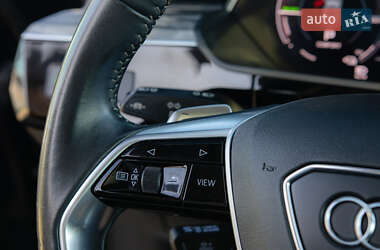 Внедорожник / Кроссовер Audi e-tron 2020 в 