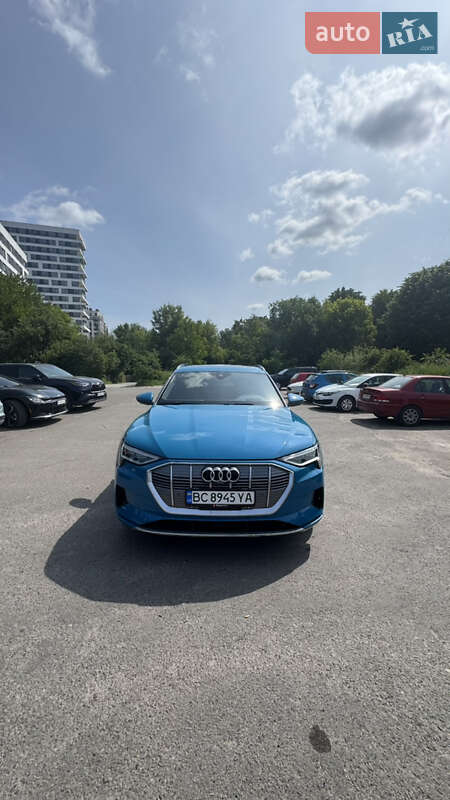Внедорожник / Кроссовер Audi e-tron 2019 в Львове