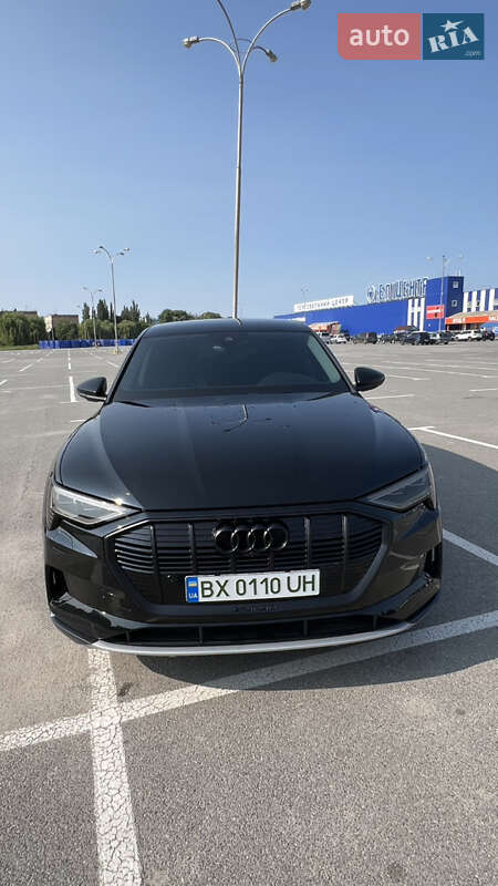 Внедорожник / Кроссовер Audi e-tron 2020 в Каменец-Подольском