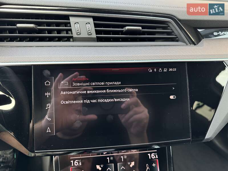 Внедорожник / Кроссовер Audi e-tron 2022 в Луцке