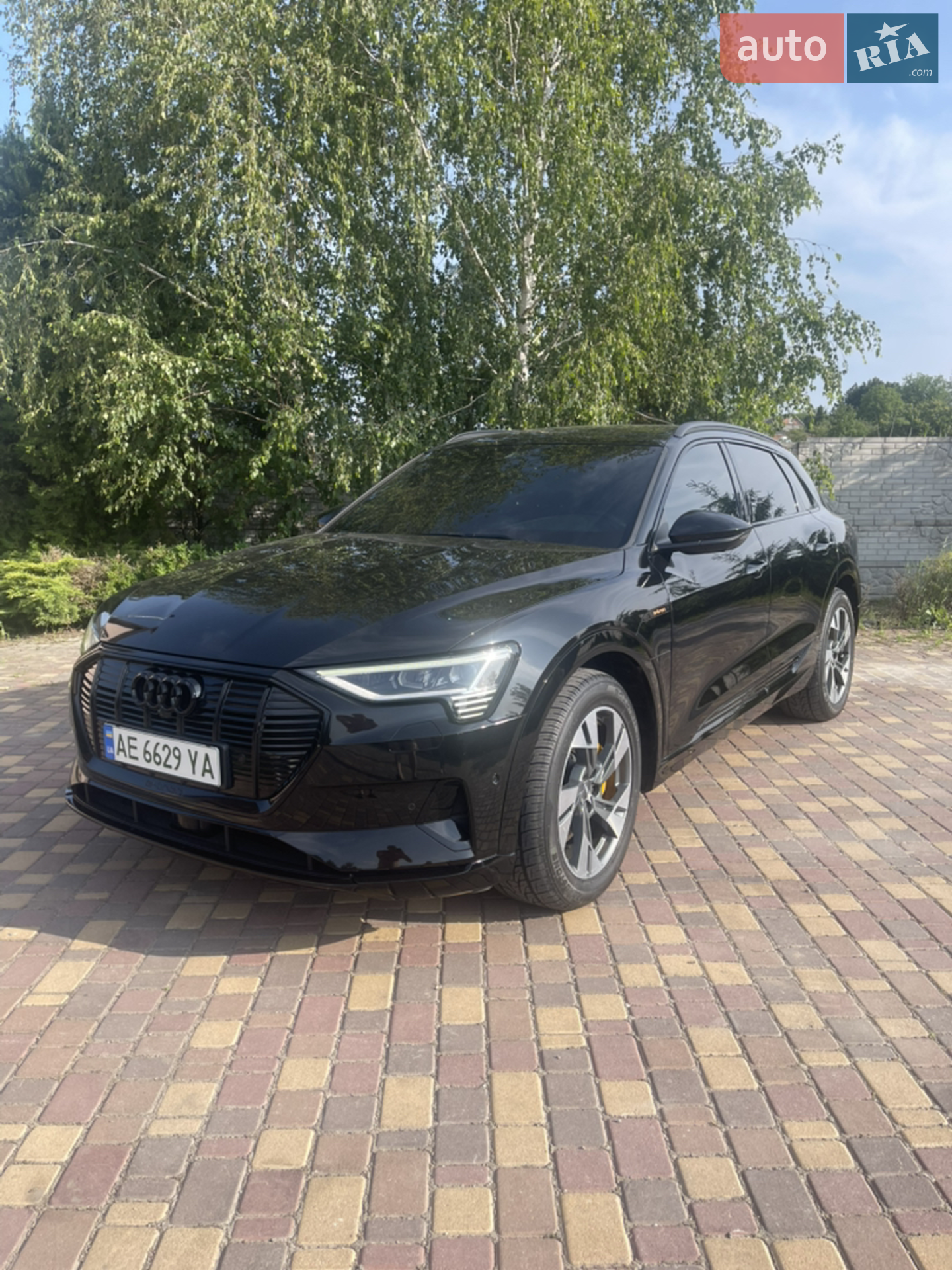 2020 Audi e-tron - мініатюра 2