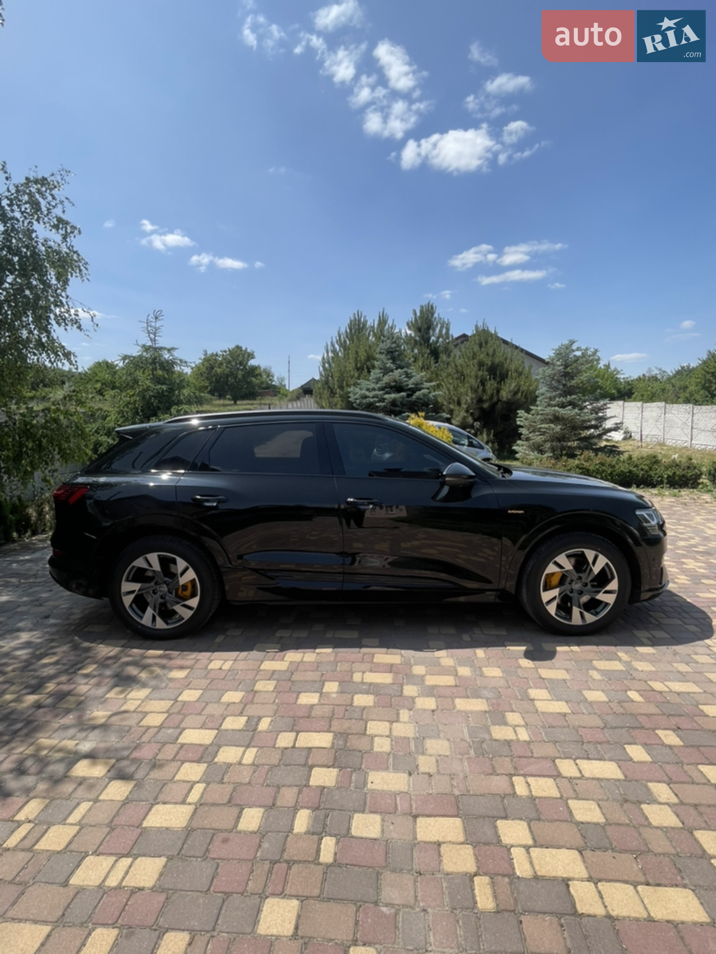 2020 Audi e-tron - мініатюра 4