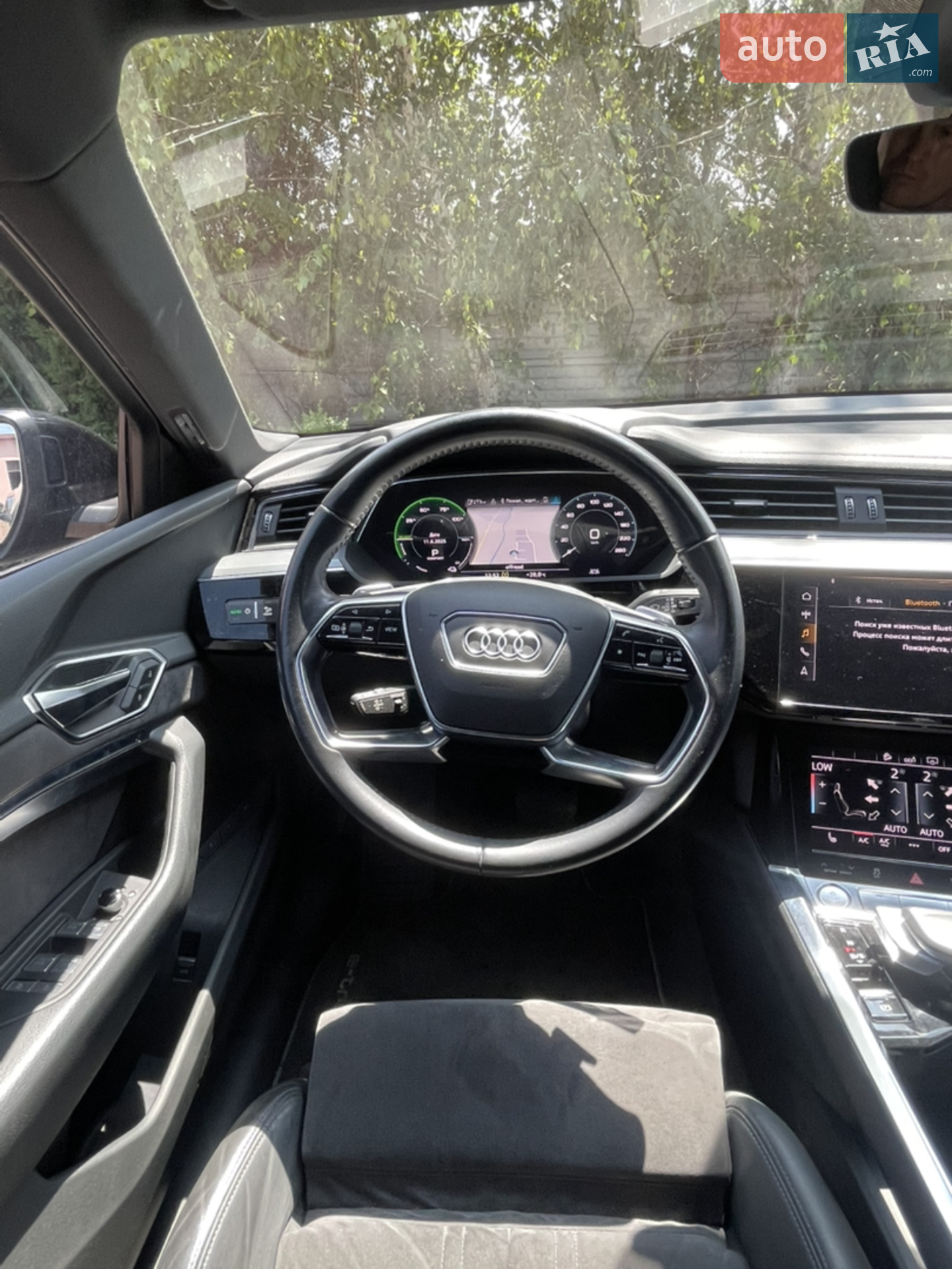 2020 Audi e-tron - мініатюра 21