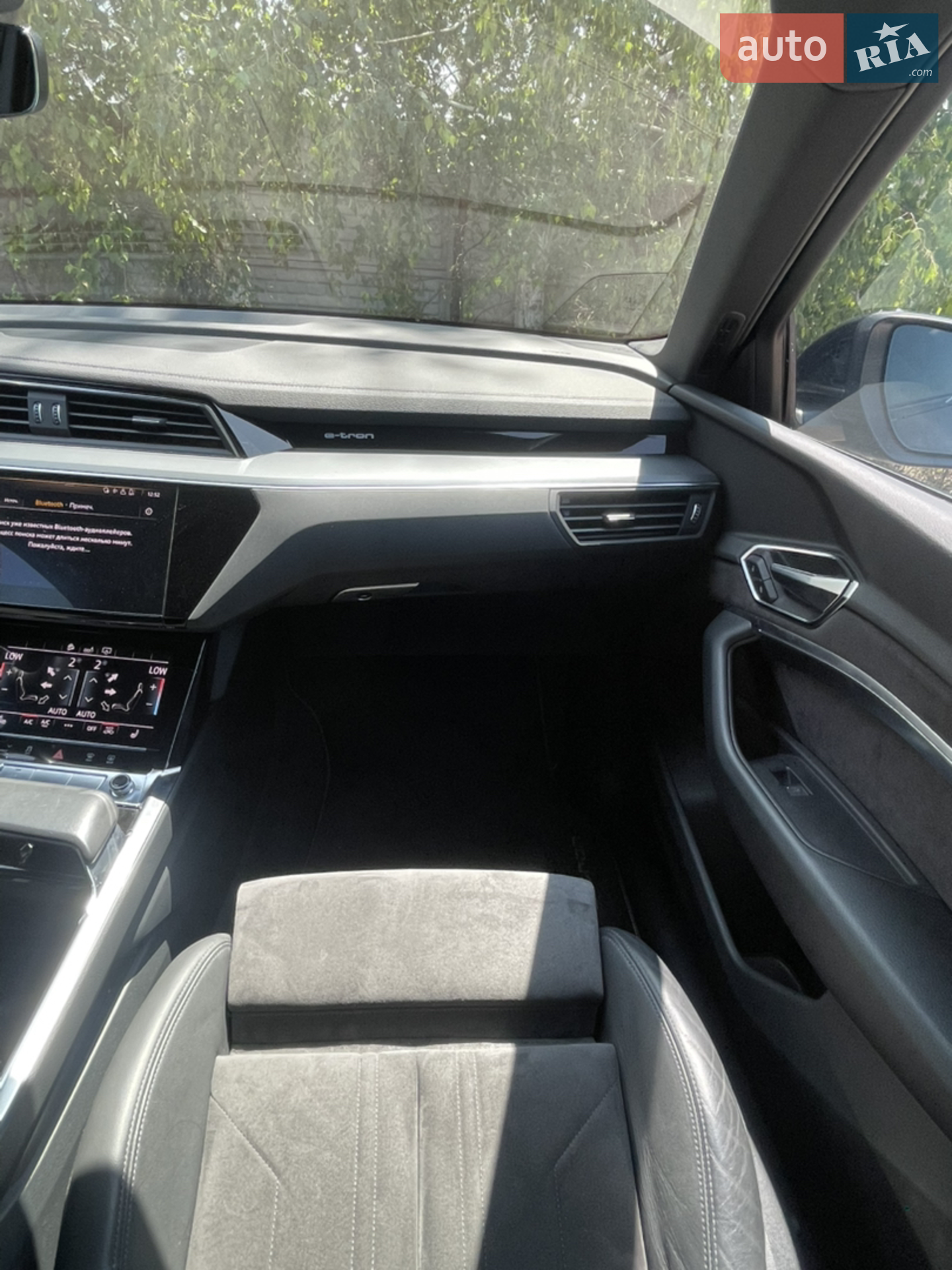2020 Audi e-tron - мініатюра 22