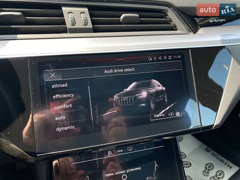 Позашляховик / Кросовер Audi e-tron 2021 в Львові