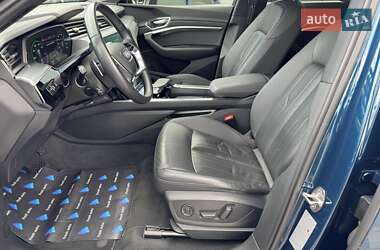 Внедорожник / Кроссовер Audi e-tron 2019 в 