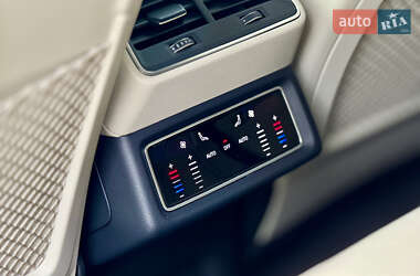 Внедорожник / Кроссовер Audi e-tron 2019 в 
