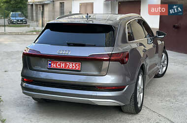 Внедорожник / Кроссовер Audi e-tron 2019 в 
