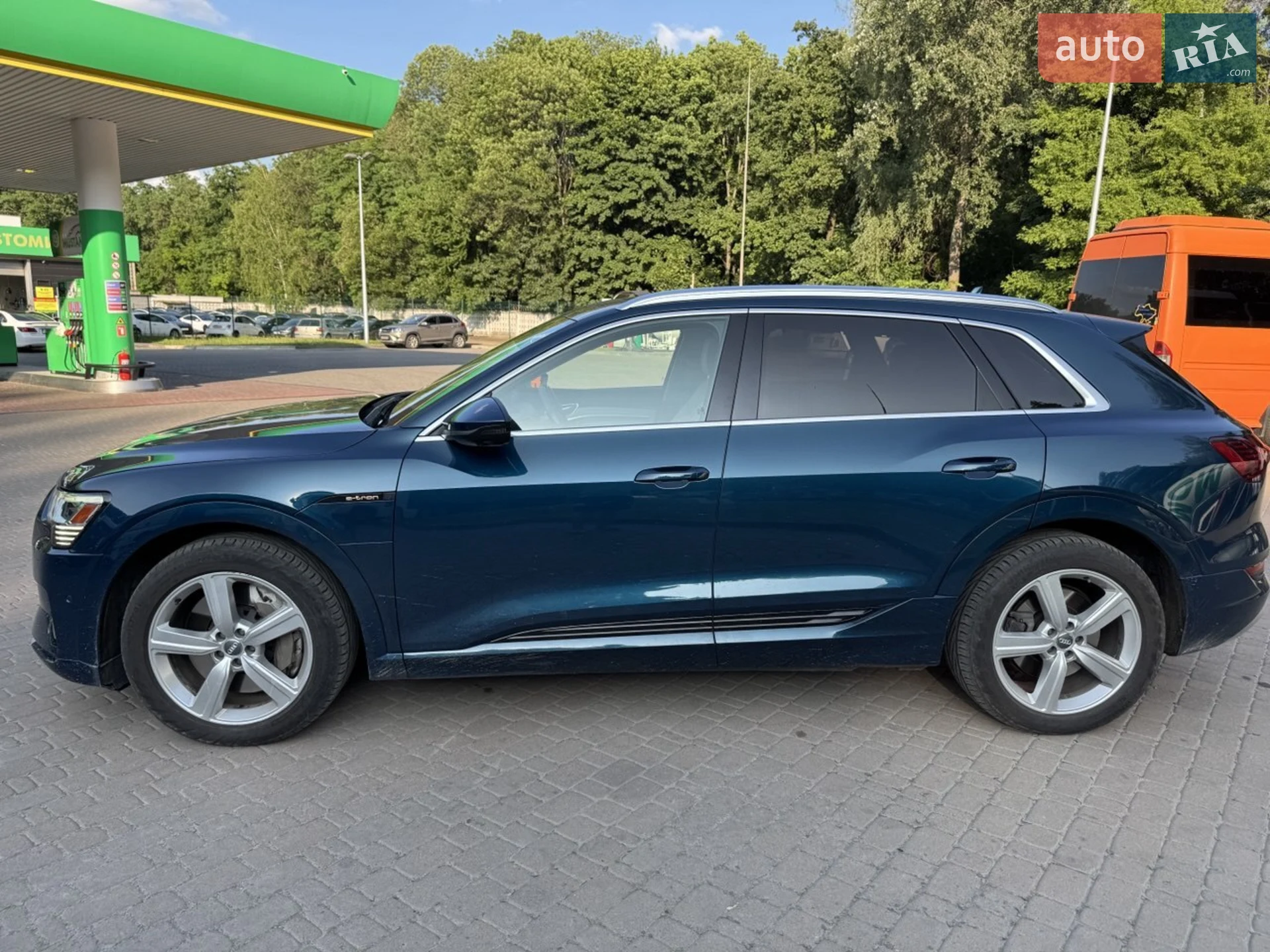 2019 Audi e-tron - мініатюра 5