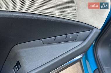 Внедорожник / Кроссовер Audi e-tron 2019 в 