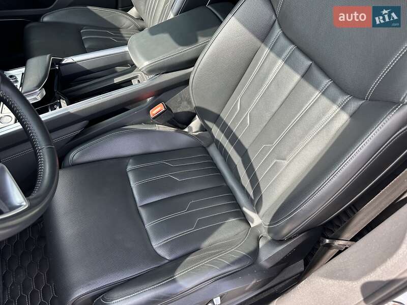Внедорожник / Кроссовер Audi e-tron 2019 в Запорожье