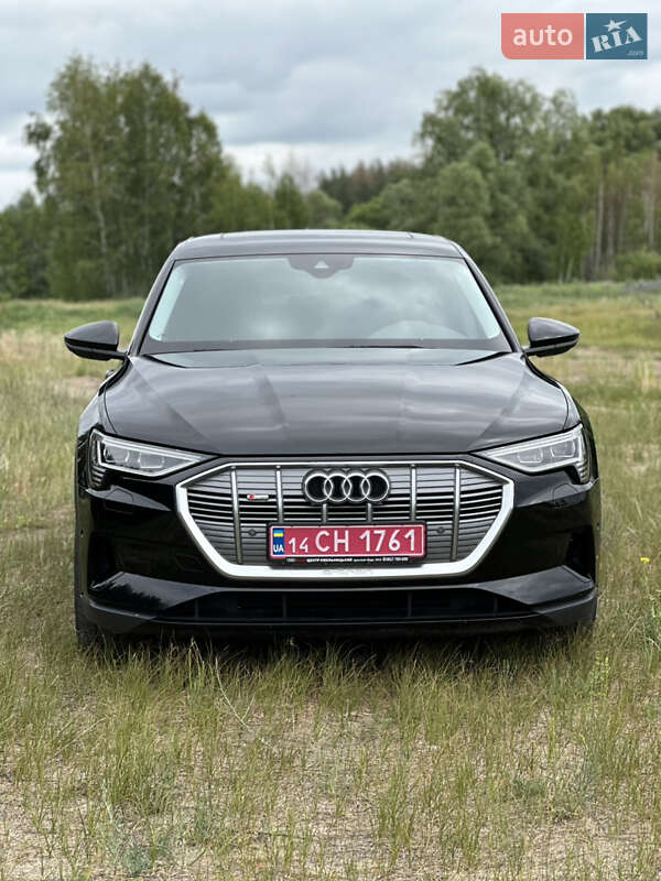 Позашляховик / Кросовер Audi e-tron 2022 в Харкові