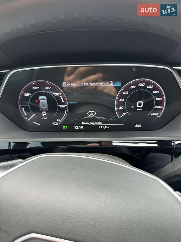 Позашляховик / Кросовер Audi e-tron 2022 в Харкові