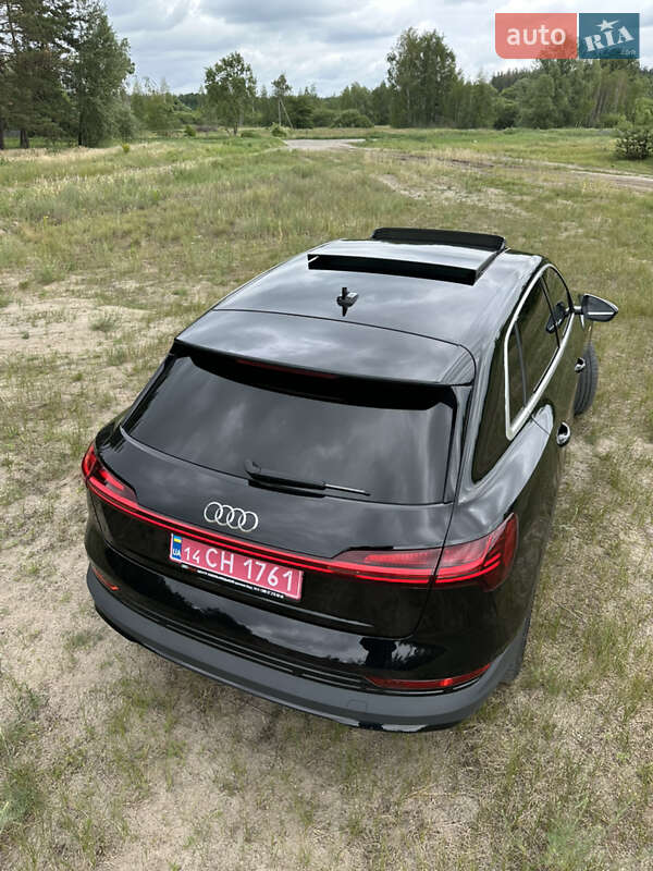 Позашляховик / Кросовер Audi e-tron 2022 в Харкові