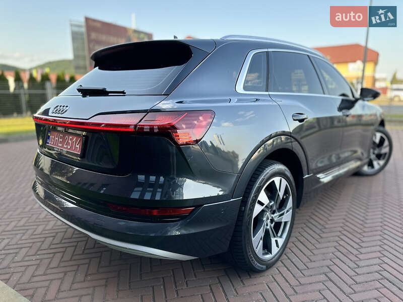 Внедорожник / Кроссовер Audi e-tron 2019 в Мукачево