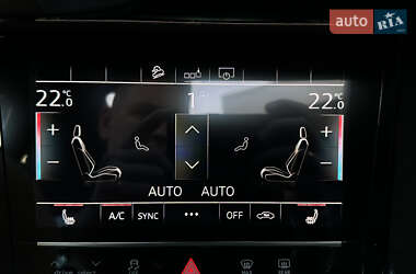 Внедорожник / Кроссовер Audi e-tron 2019 в 