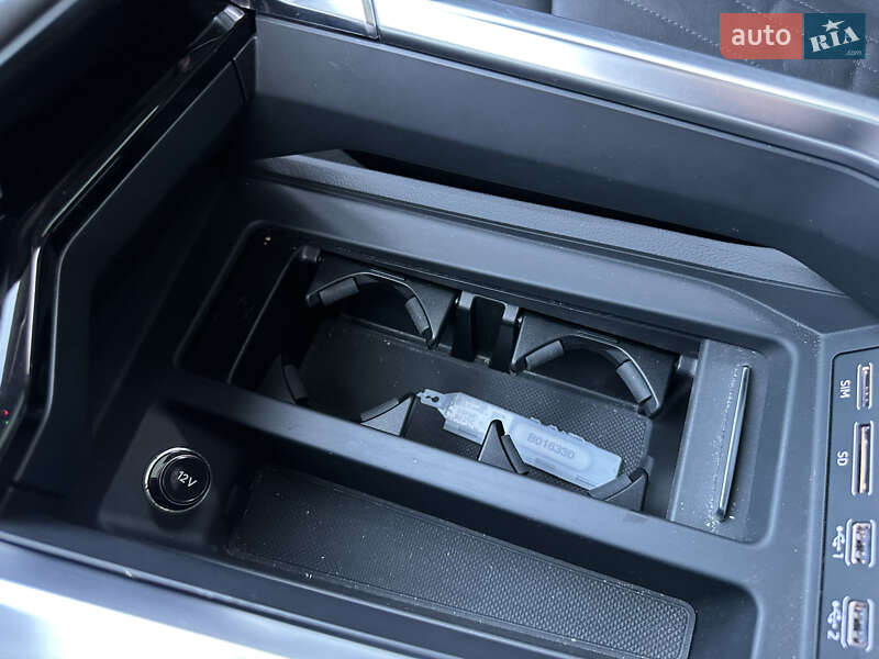 Внедорожник / Кроссовер Audi e-tron 2019 в Мукачево