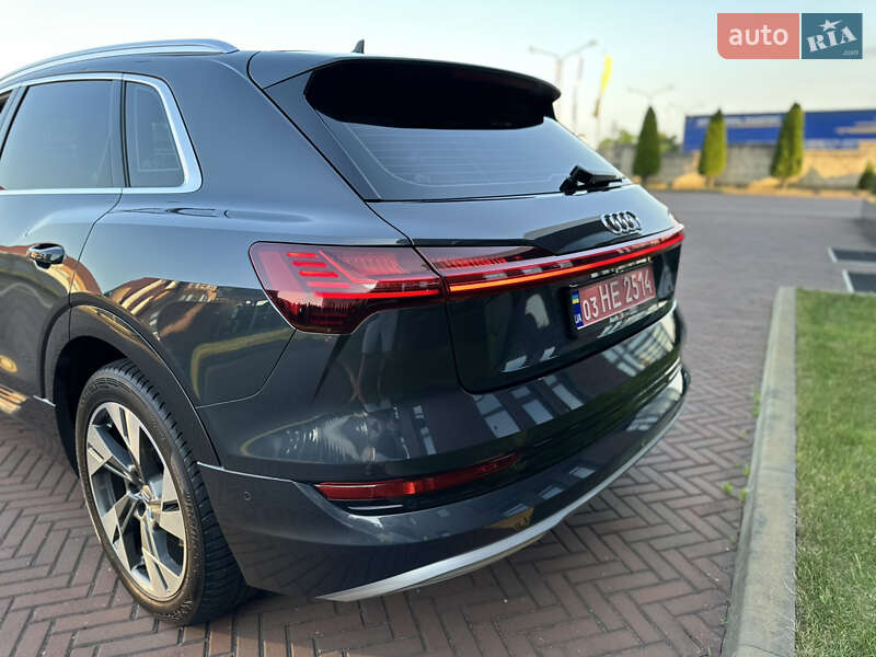 Внедорожник / Кроссовер Audi e-tron 2019 в Мукачево