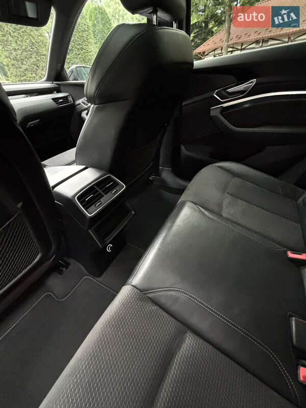 Внедорожник / Кроссовер Audi e-tron 2020 в Дрогобыче