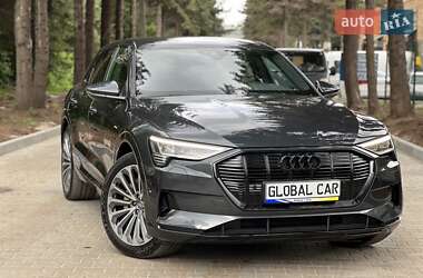 Внедорожник / Кроссовер Audi e-tron 2019 в 