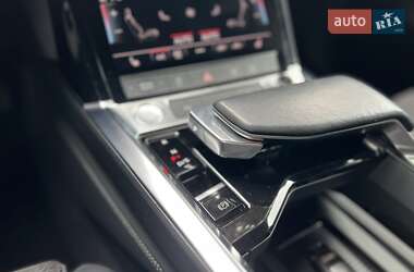 Внедорожник / Кроссовер Audi e-tron 2019 в 