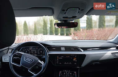 Внедорожник / Кроссовер Audi e-tron 2019 в 