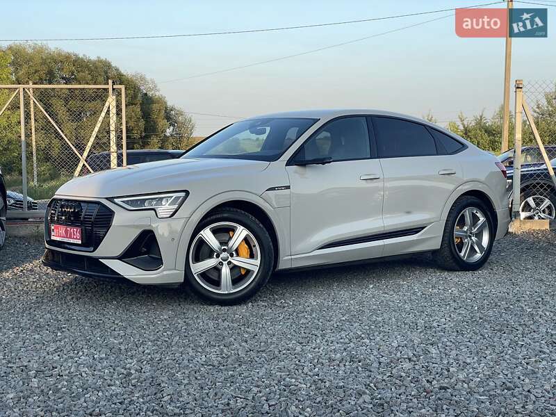Audi e-tron 2021