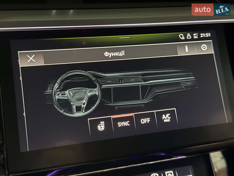 Внедорожник / Кроссовер Audi e-tron 2022 в Ужгороде