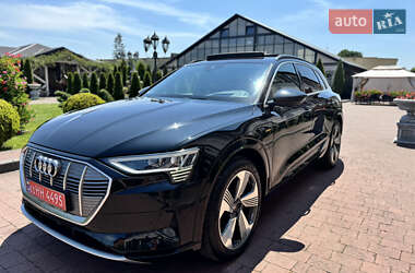 Внедорожник / Кроссовер Audi e-tron 2020 в 