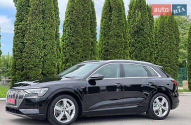 Внедорожник / Кроссовер Audi e-tron 2019 в 