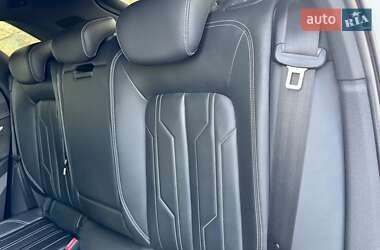 Внедорожник / Кроссовер Audi e-tron 2020 в 