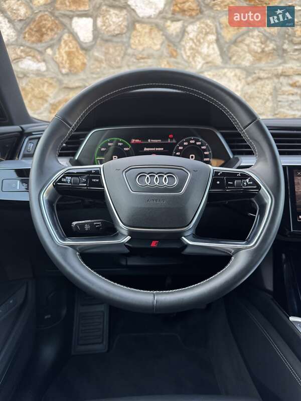Внедорожник / Кроссовер Audi e-tron 2020 в Ровно