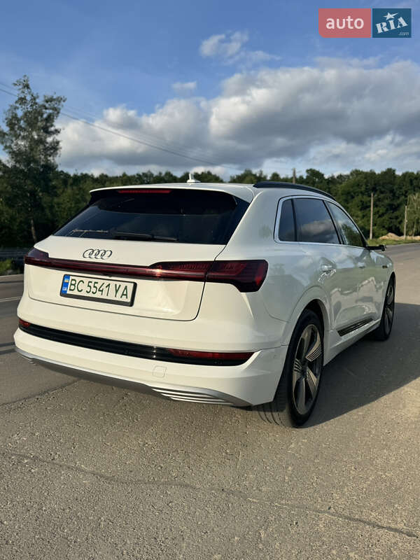 Позашляховик / Кросовер Audi e-tron 2019 в Львові