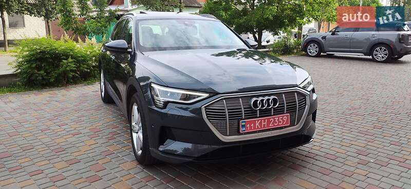 Внедорожник / Кроссовер Audi e-tron 2019 в Кременчуге