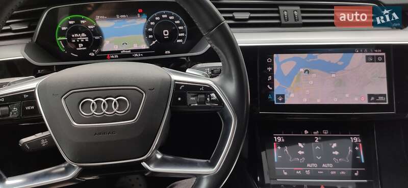 Внедорожник / Кроссовер Audi e-tron 2019 в Кременчуге фото 20 Внедорожник / Кроссовер Audi e-tron 2019 в Кременчуге