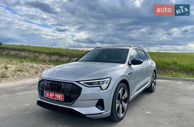 Внедорожник / Кроссовер Audi e-tron 2022 в Ровно