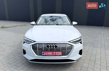 Внедорожник / Кроссовер Audi e-tron 2023 в 
