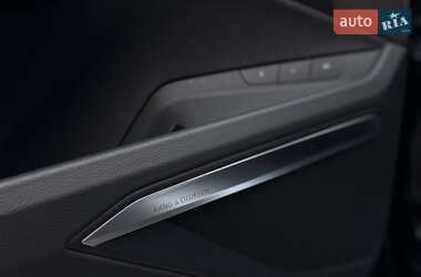 Внедорожник / Кроссовер Audi e-tron 2020 в 