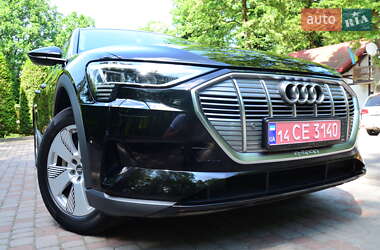Внедорожник / Кроссовер Audi e-tron 2020 в 