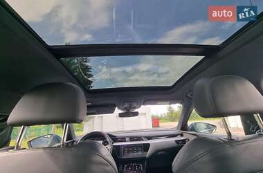 Внедорожник / Кроссовер Audi e-tron 2019 в 