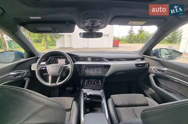 Внедорожник / Кроссовер Audi e-tron 2019 в 