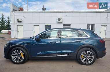 Внедорожник / Кроссовер Audi e-tron 2019 в 