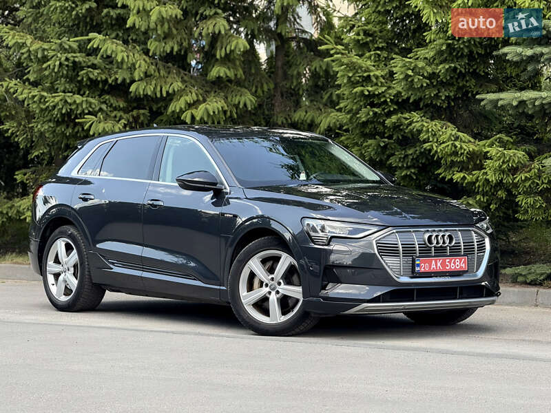 Внедорожник / Кроссовер Audi e-tron 2019 в Тернополе
